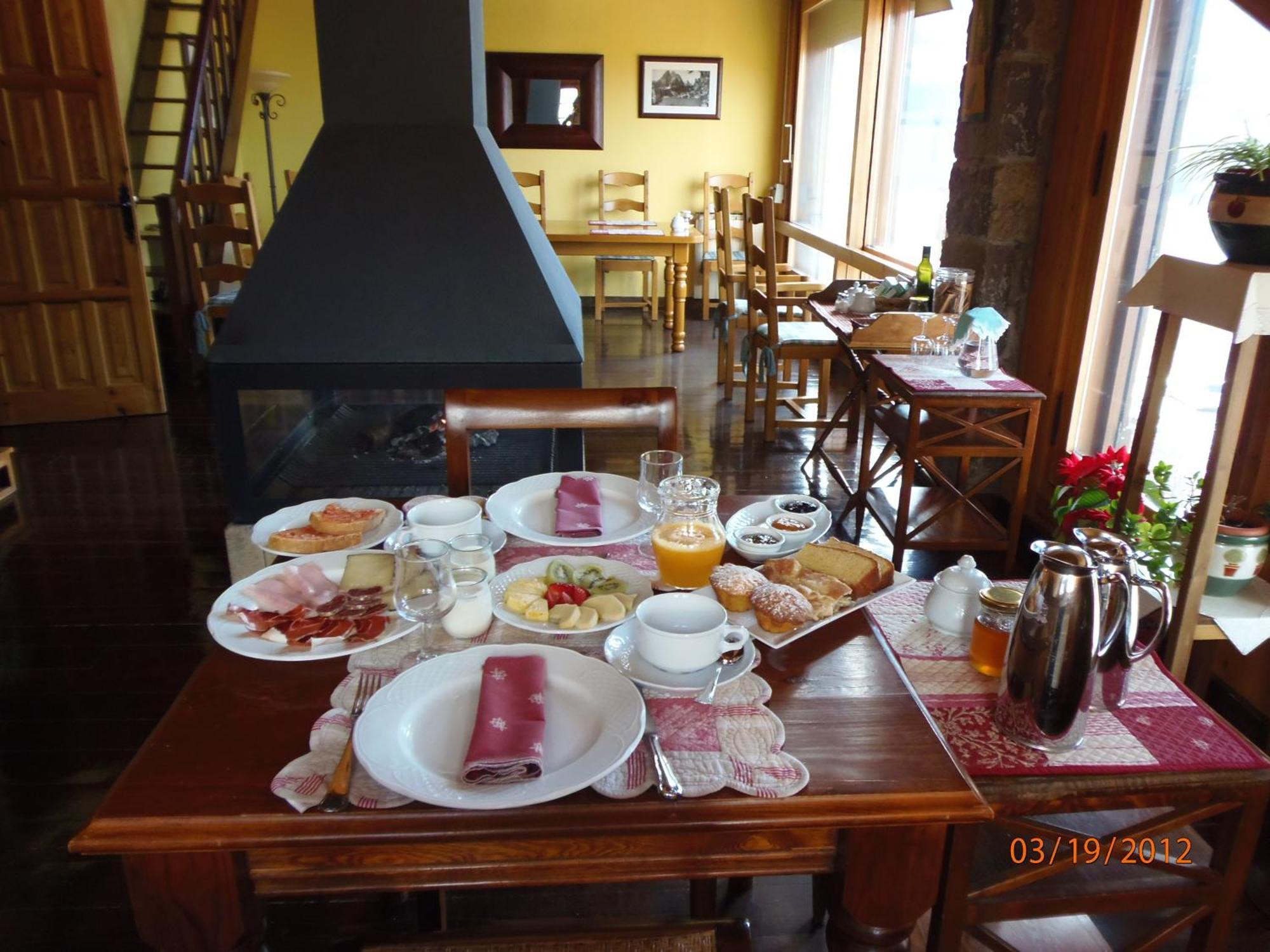 El Xalet De Tauell Hotel Rural Eksteriør bilde