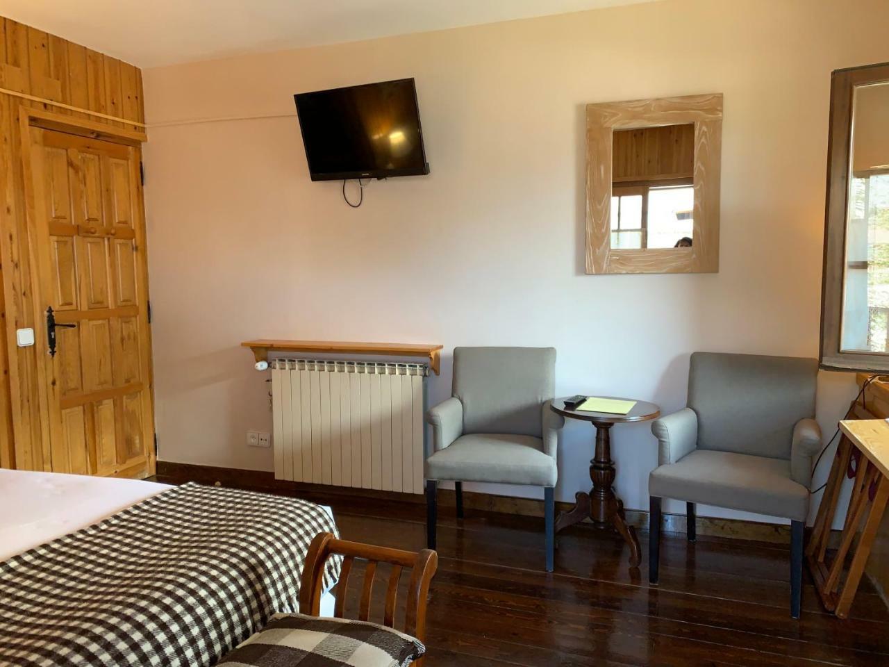 El Xalet De Tauell Hotel Rural Eksteriør bilde