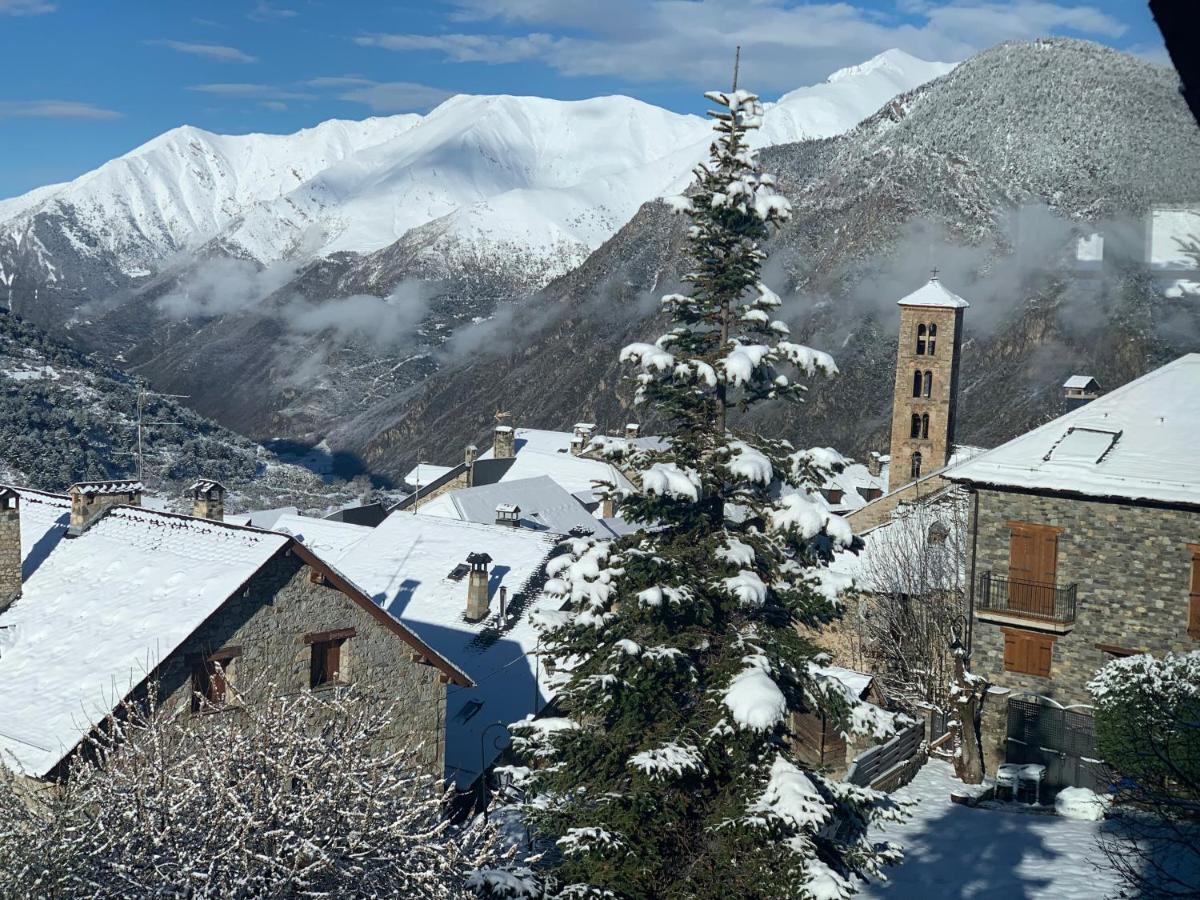 El Xalet De Tauell Hotel Rural Eksteriør bilde